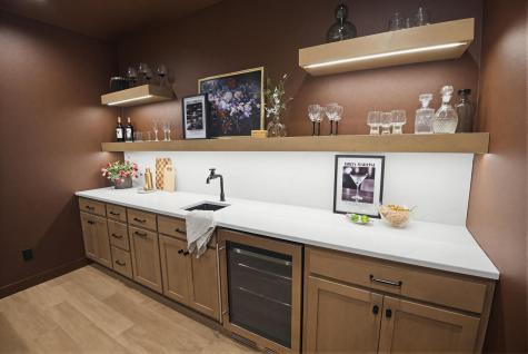 6520 Selkirk Drive S Fargo ND 58104