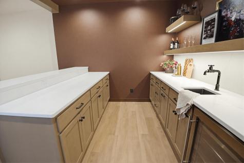 6520 Selkirk Drive S Fargo ND 58104