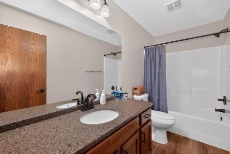 912 35th Avenue W West Fargo ND 58078