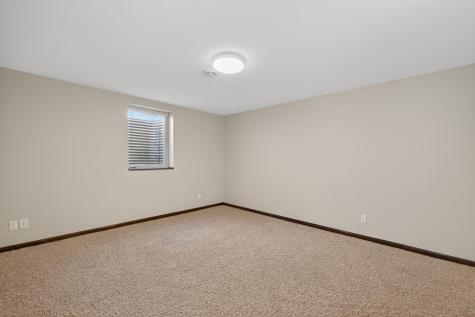 912 35th Avenue W West Fargo ND 58078
