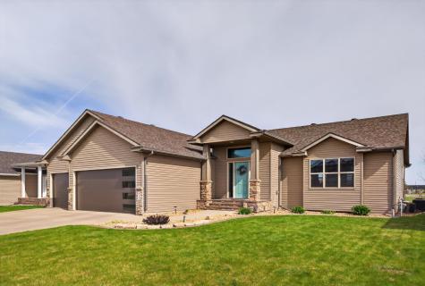 912 35th Avenue W West Fargo ND 58078