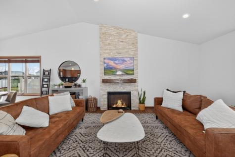 912 35th Avenue W West Fargo ND 58078