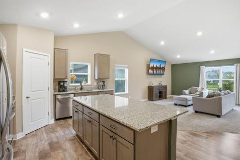 18137 Hidden Creek Trail Lakeville MN 55044