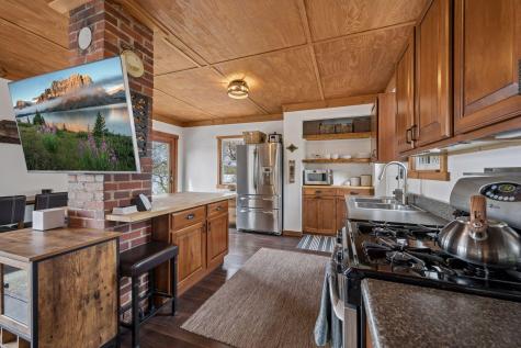 4692 115th Avenue Clear Lake MN 55319