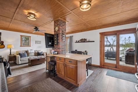 4692 115th Avenue Clear Lake MN 55319