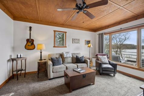 4692 115th Avenue Clear Lake MN 55319