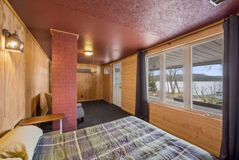 4692 115th Avenue Clear Lake MN 55319