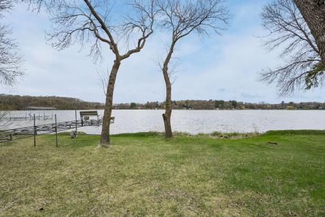 4692 115th Avenue Clear Lake MN 55319