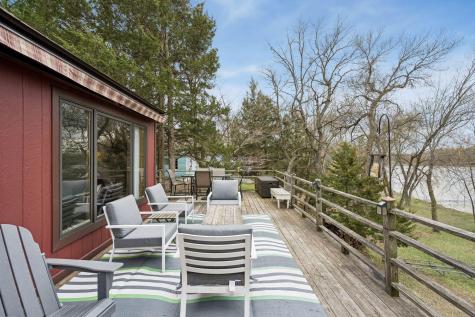 4692 115th Avenue Clear Lake MN 55319