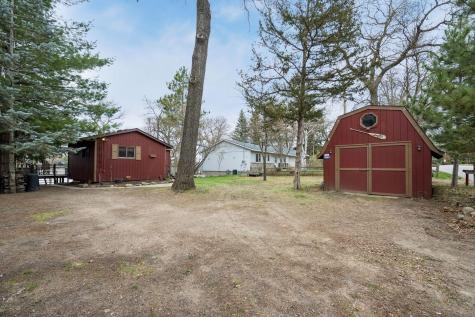 4692 115th Avenue Clear Lake MN 55319