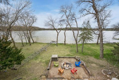 4692 115th Avenue Clear Lake MN 55319
