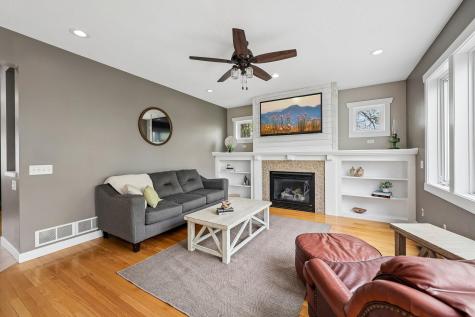 4798 Red Pine Court Eagan MN 55123