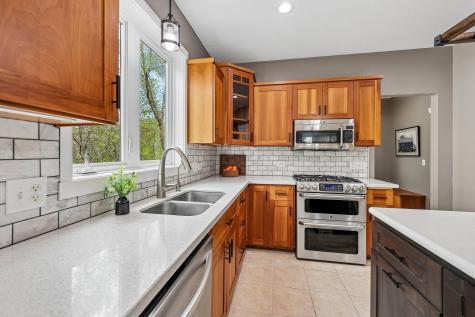 4798 Red Pine Court Eagan MN 55123