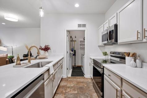9004 Sawgrass Glen Maple Grove MN 55311