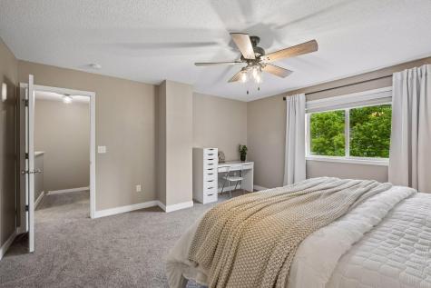 9004 Sawgrass Glen Maple Grove MN 55311