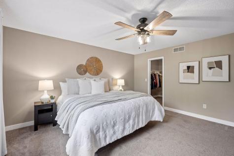 9004 Sawgrass Glen Maple Grove MN 55311