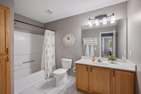 9004 Sawgrass Glen Maple Grove MN 55311