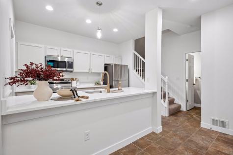 9004 Sawgrass Glen Maple Grove MN 55311