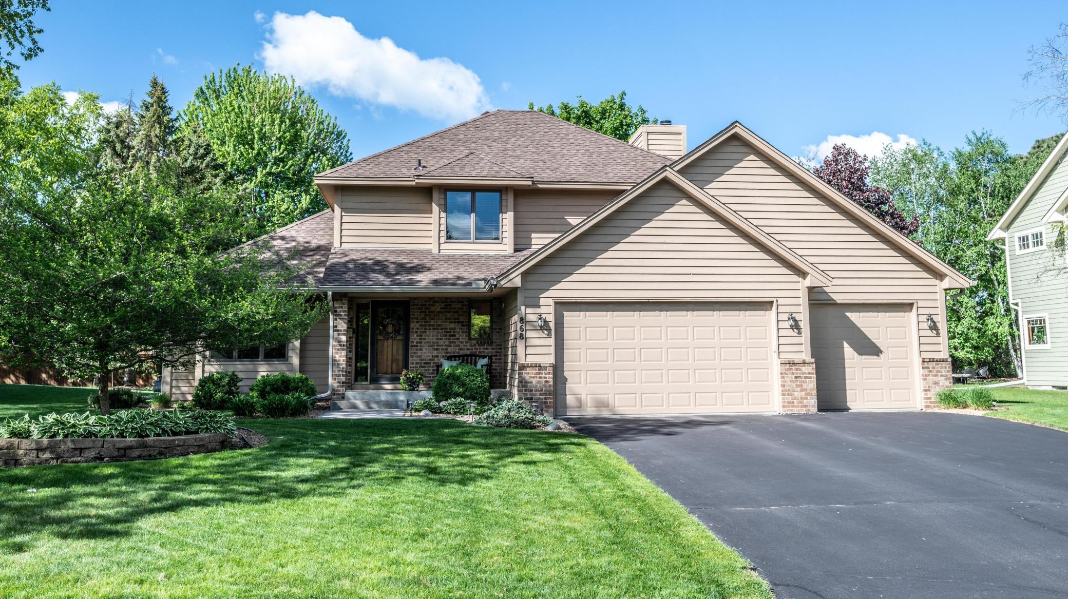 868 Basswood Lane Eagan MN 55123
