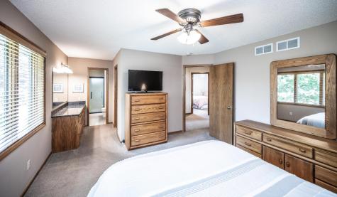 868 Basswood Lane Eagan MN 55123