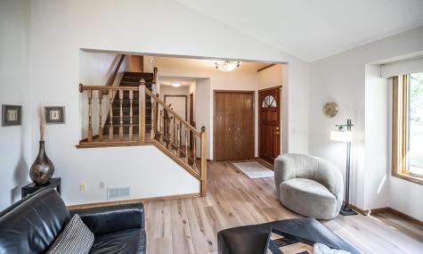 868 Basswood Lane Eagan MN 55123