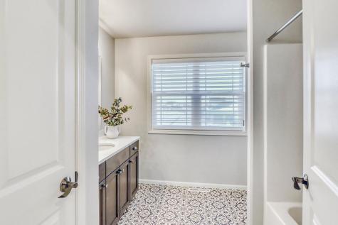 3521 Grandwood Drive N Fargo ND 58102