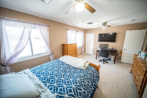 907 40th Street NW Rochester MN 55901