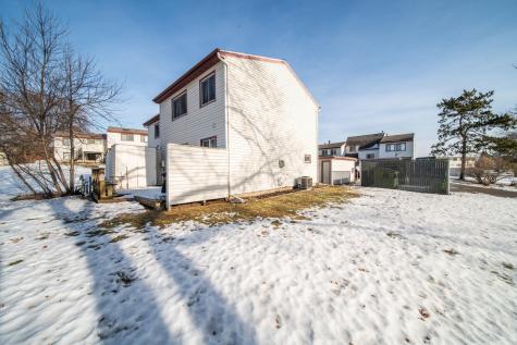 907 40th Street NW Rochester MN 55901