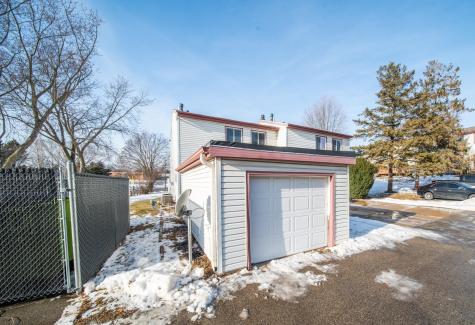 907 40th Street NW Rochester MN 55901