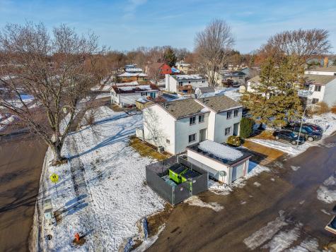 907 40th Street NW Rochester MN 55901
