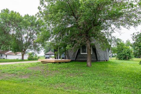1758 108th Avenue S Moorhead MN 56560