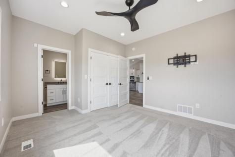 100 Annies Way Mapleton ND 58059
