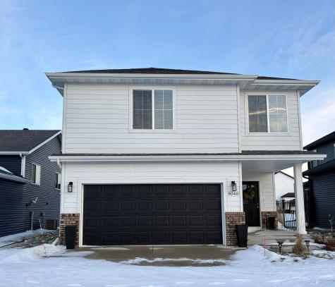 8040 Goldfinch Drive Horace ND 58047