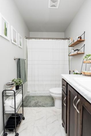 8040 Goldfinch Drive Horace ND 58047