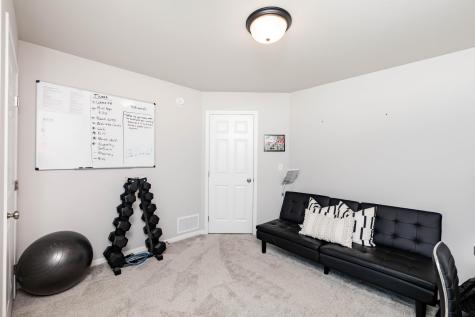 8040 Goldfinch Drive Horace ND 58047