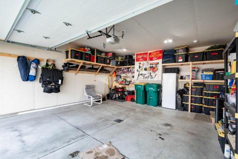 8040 Goldfinch Drive Horace ND 58047