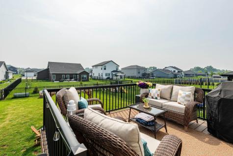 8040 Goldfinch Drive Horace ND 58047