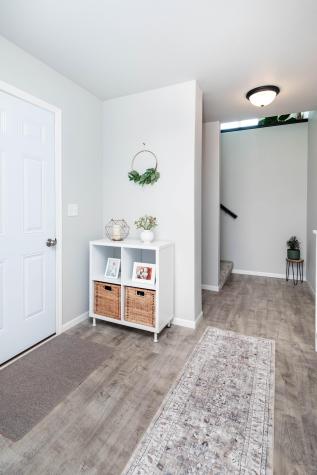 8040 Goldfinch Drive Horace ND 58047