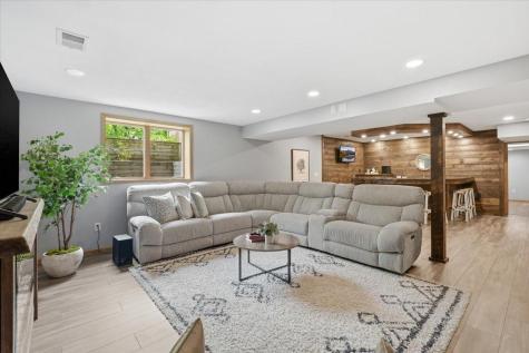 357 6th Street N Bayport MN 55003