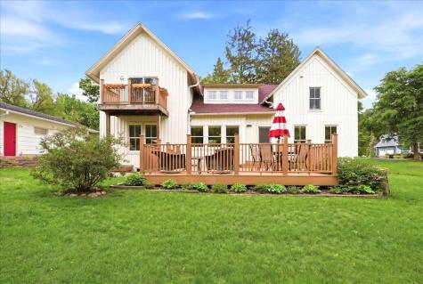 357 6th Street N Bayport MN 55003