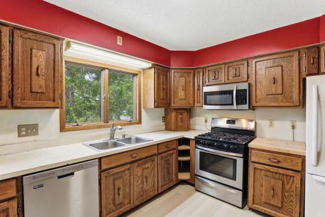 7738 Emerson Avenue N Brooklyn Park MN 55444