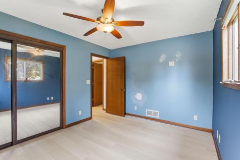 7738 Emerson Avenue N Brooklyn Park MN 55444