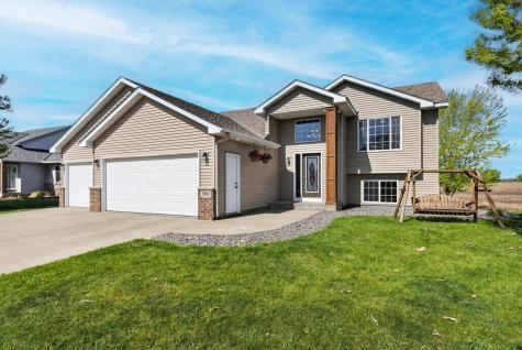 306 Kennedy Avenue NW New Prague MN 56071