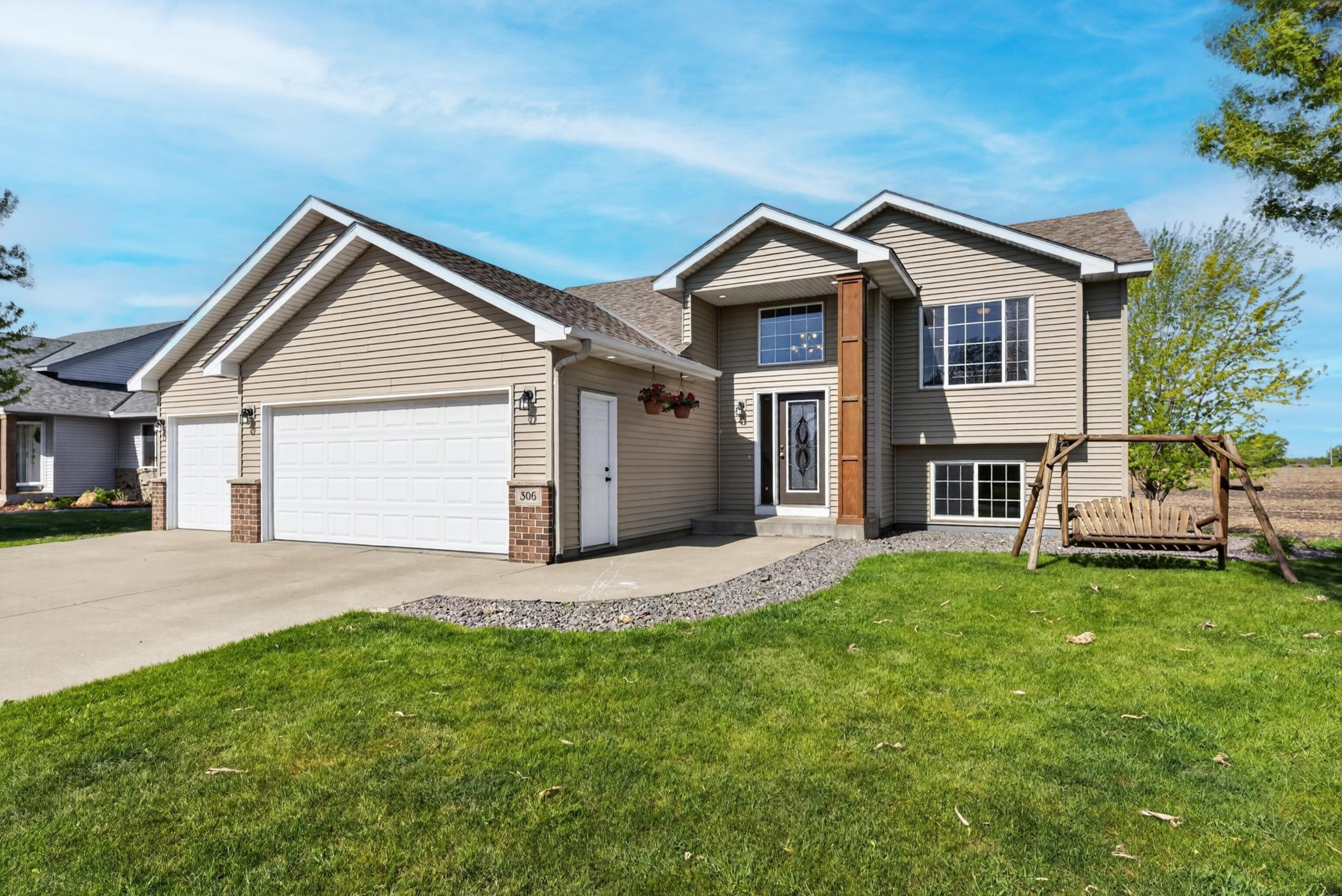 306 Kennedy Avenue NW New Prague MN 56071