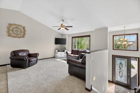 306 Kennedy Avenue NW New Prague MN 56071
