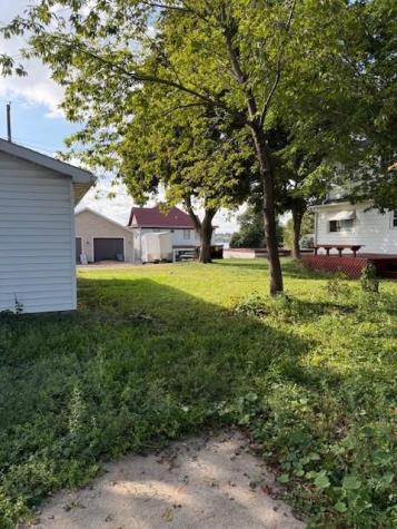 711 Clausen Avenue Albert Lea MN 56007