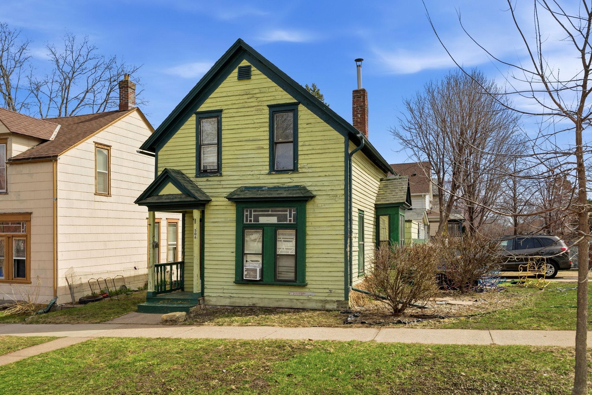 506 Bellows Street Saint Paul MN 55107