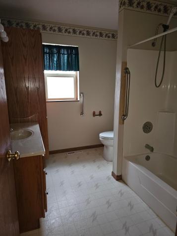 1121 S Vine Street Fergus Falls MN 56537