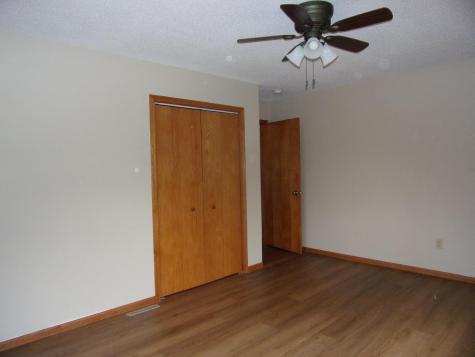 1121 S Vine Street Fergus Falls MN 56537
