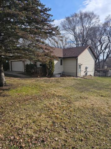 1121 S Vine Street Fergus Falls MN 56537